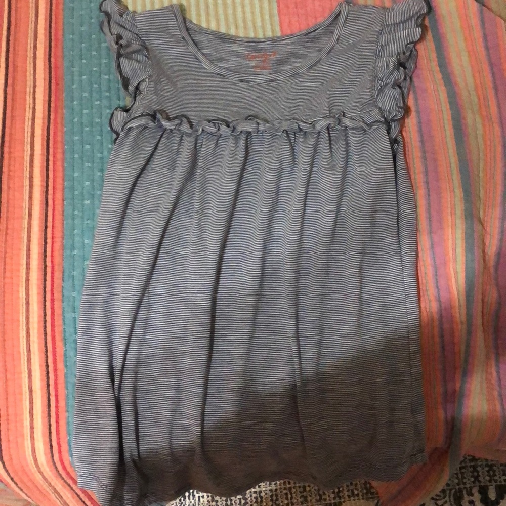 Short sleeve shirt